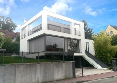 Bad Soden – Architekturhaus mit Faltwerktreppe und Kragstufentreppe